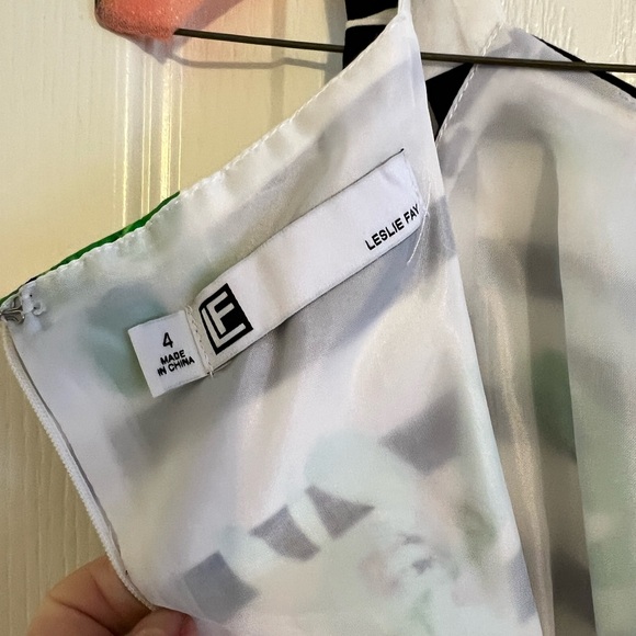 Leslie Fay Black and White Striped Floral Midi Dress size 4 ptp 16 length 38 - Picture 6 of 8